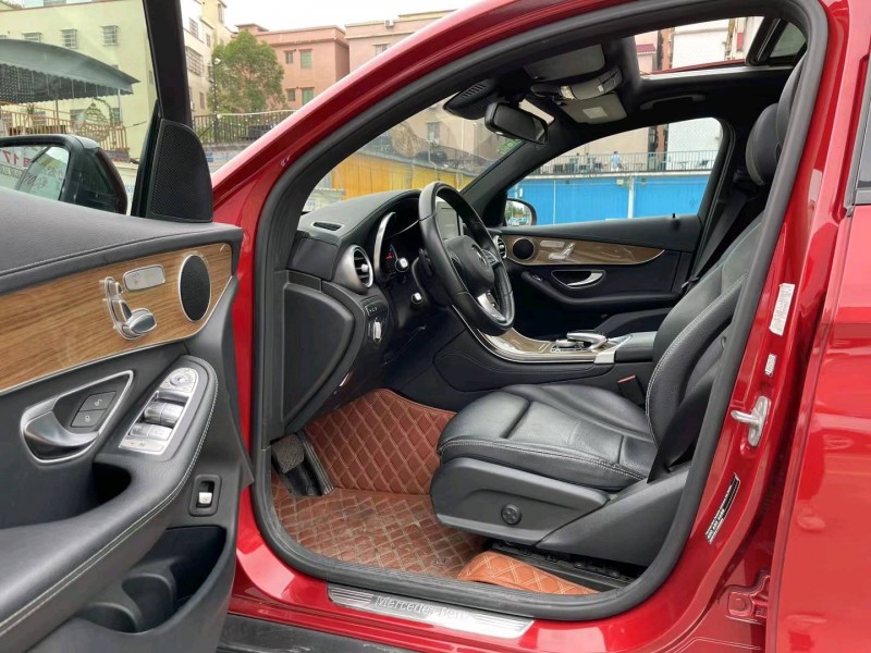 广州17年奔驰GLC8