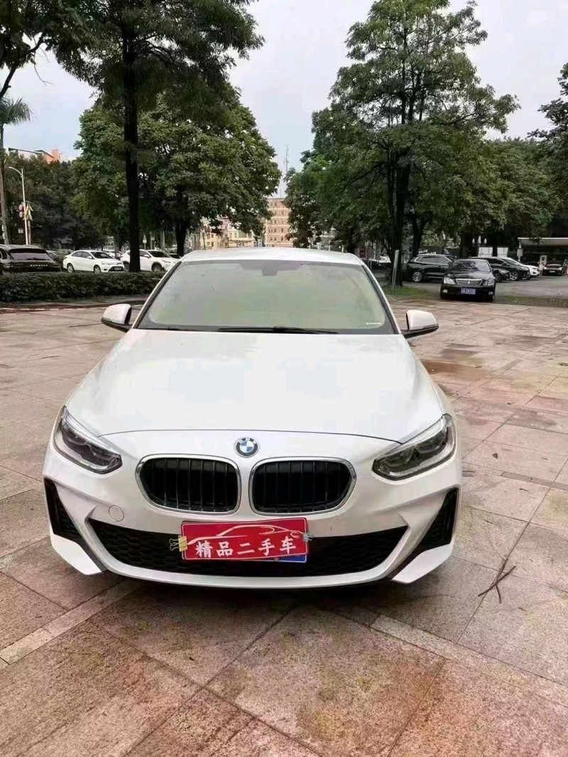 深圳21年宝马1系1