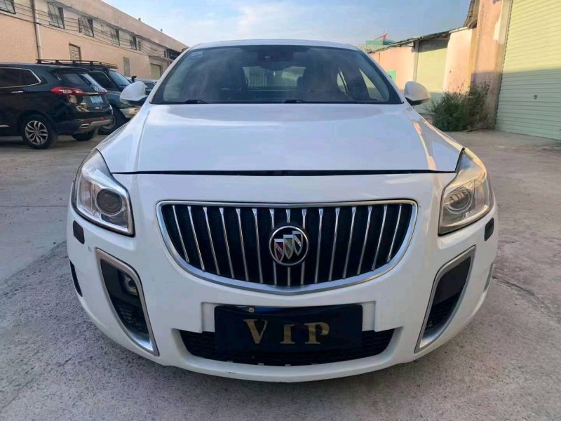 汕头12年别克君威1