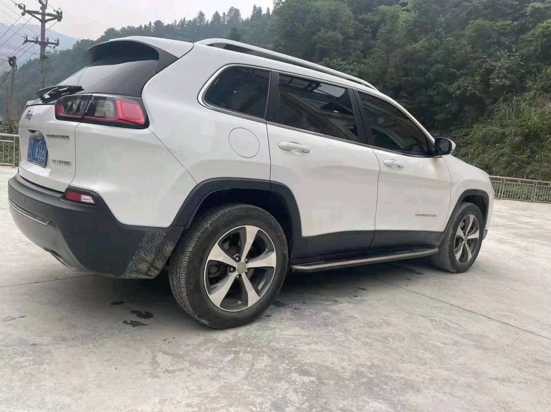 珠海19年Jeep自由光6