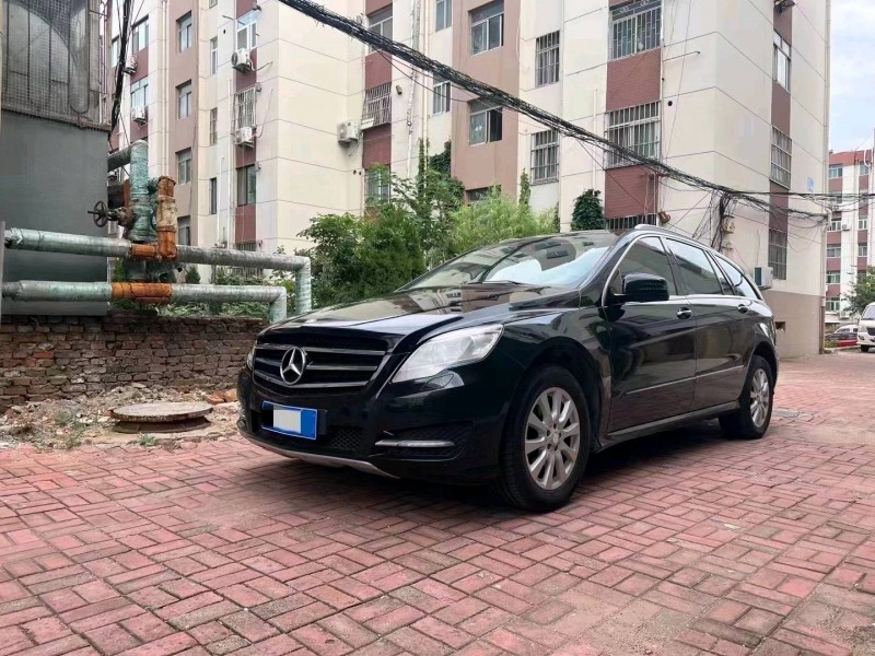 东营11年奔驰R3