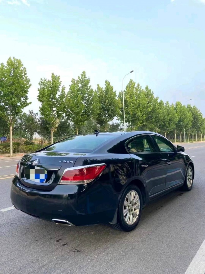 东营13年别克君越7