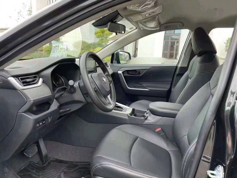 嘉兴23年丰田RAV48