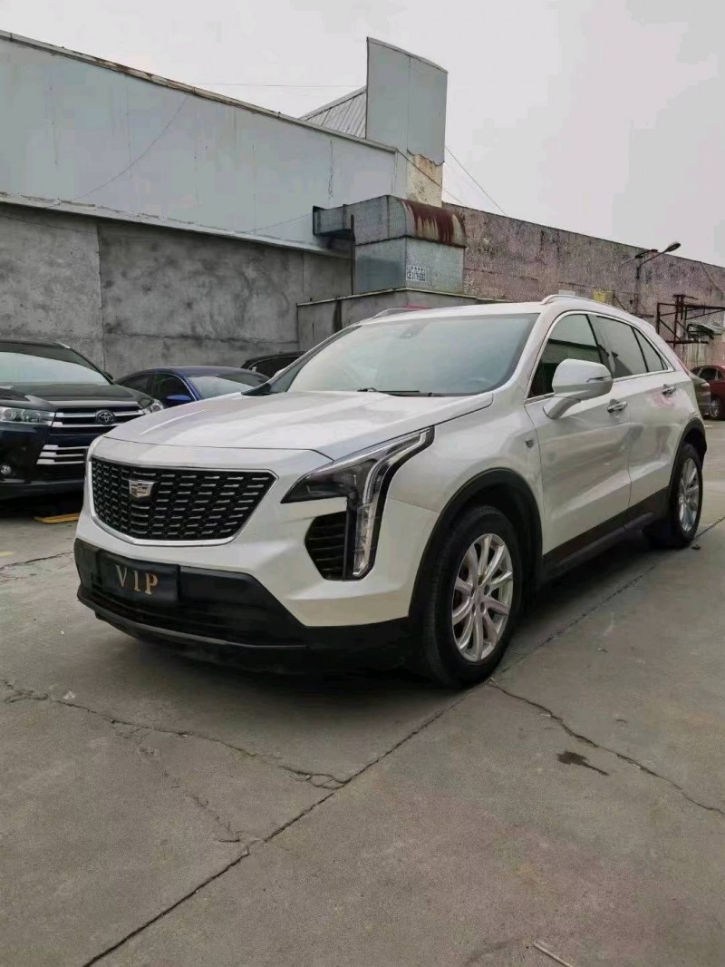 珠海20年凯迪拉克XT42