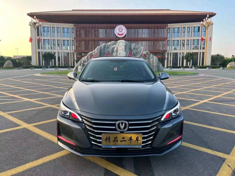 東營21年長安汽車銳程CC1