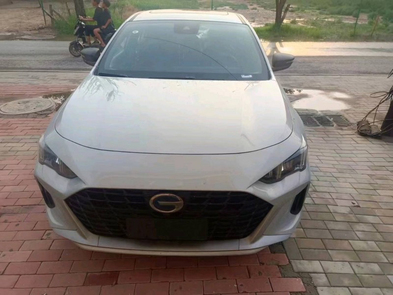 保定23年传祺影豹1