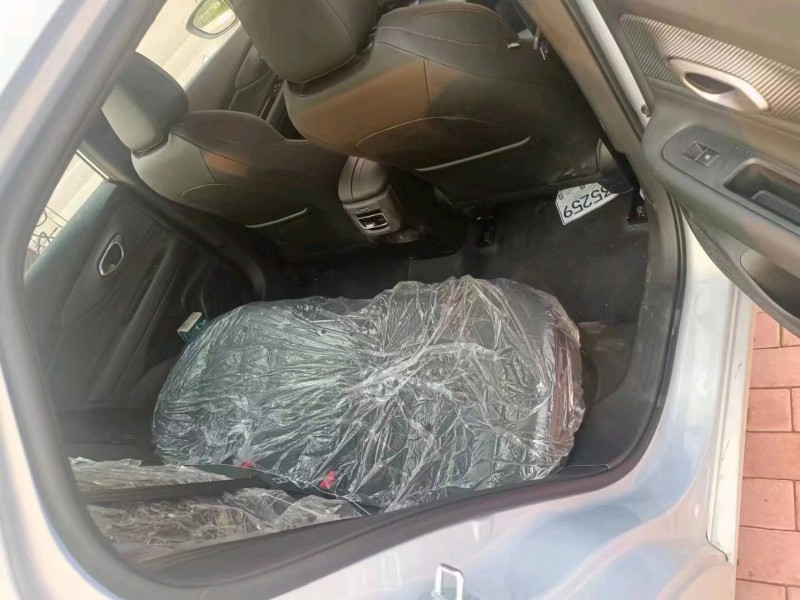 保定23年传祺影豹3