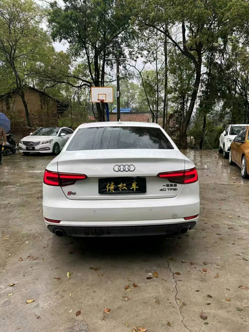 萍鄉17年奧迪A4L9