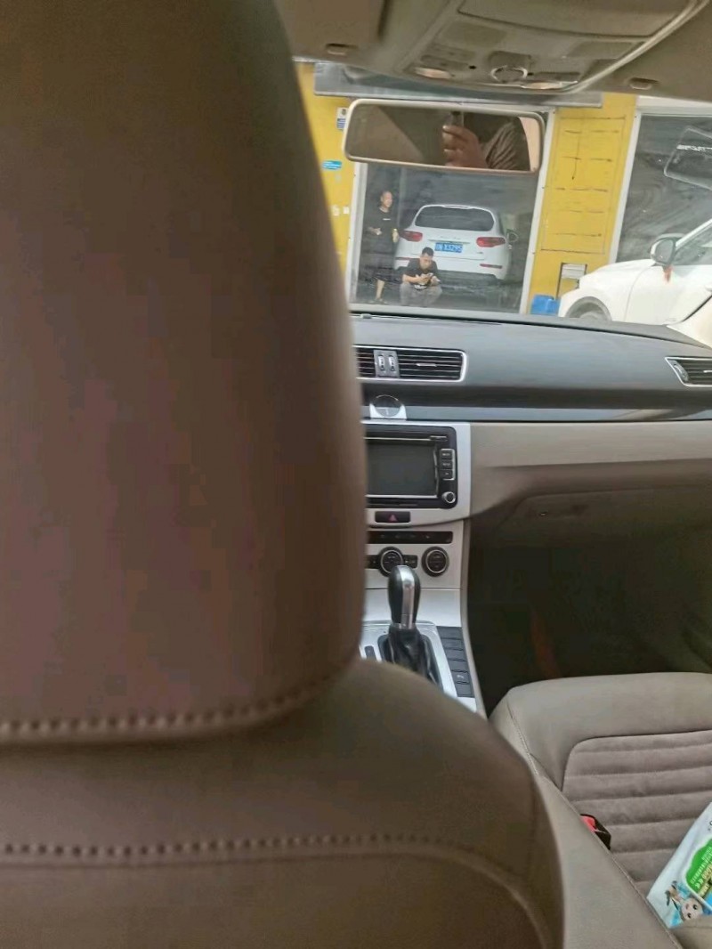 保定15年大众迈腾4