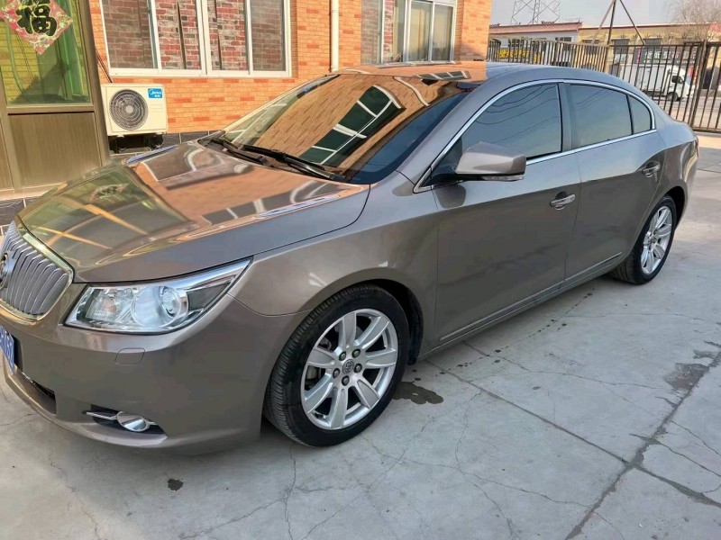 保定11年别克君越2