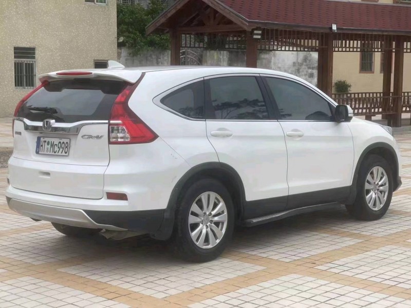 汕头16年本田CRV8