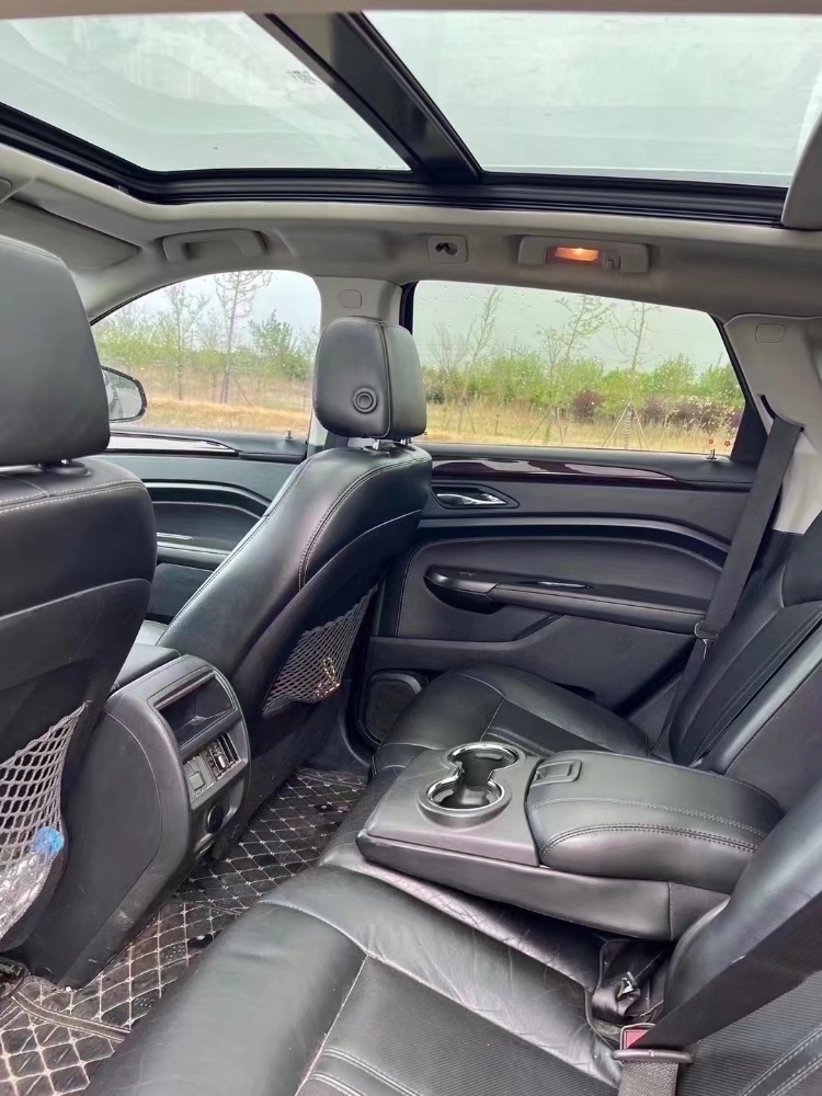 青岛12年凯迪拉克SRX7