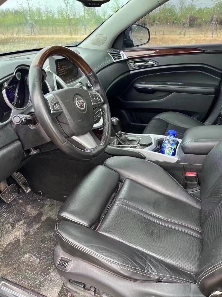 青岛12年凯迪拉克SRX8