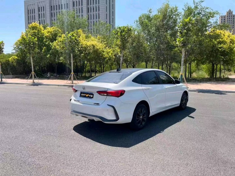 邯郸21年别克威朗4