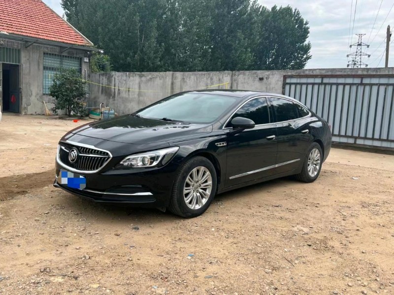 青岛17年别克君威2