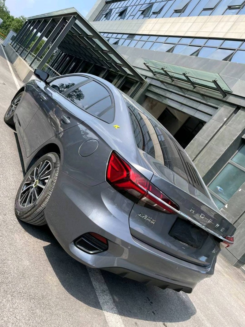 成都22年荣威i54