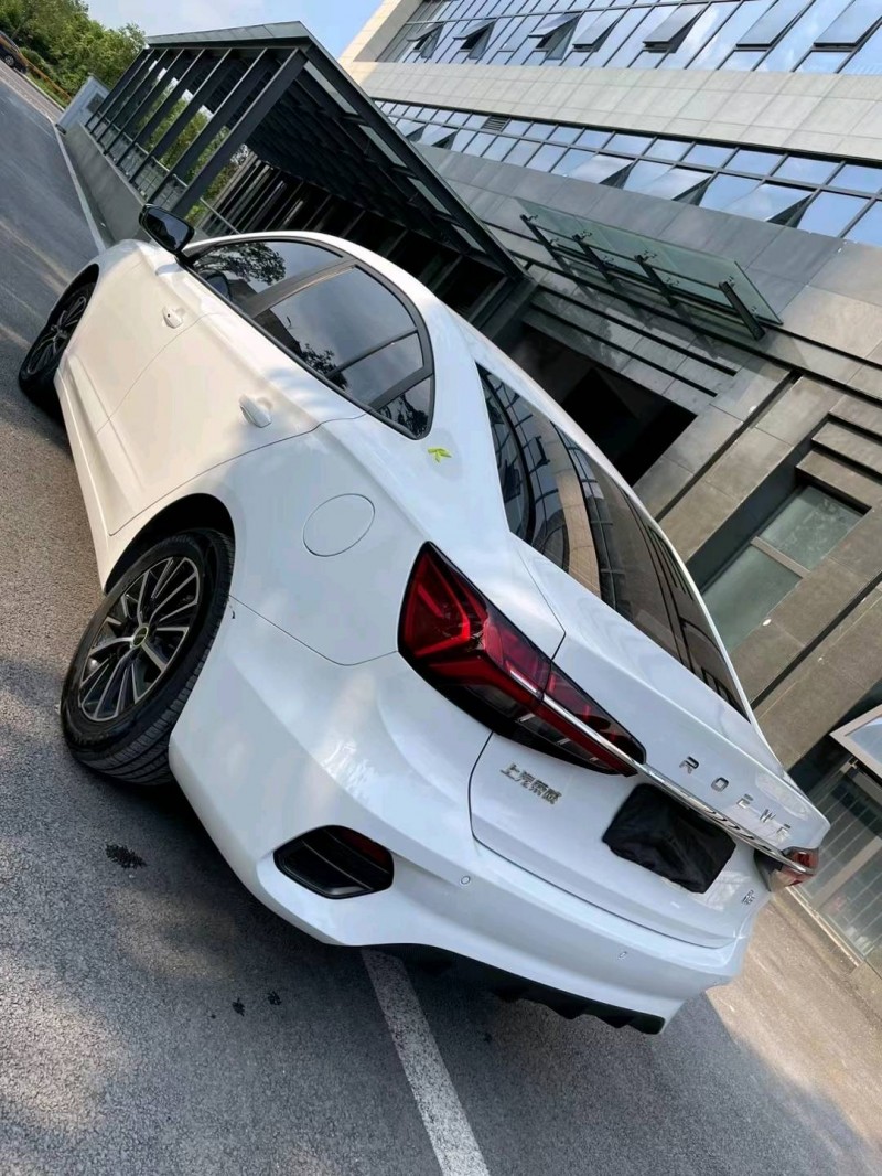 成都22年荣威i54