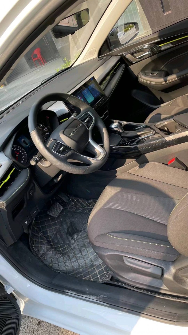 成都22年荣威i56