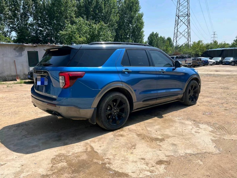 青岛21年福特探险者8