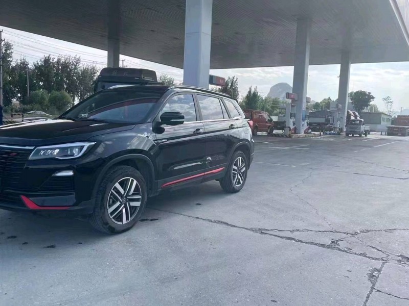 邯鄲22年長安汽車CS754