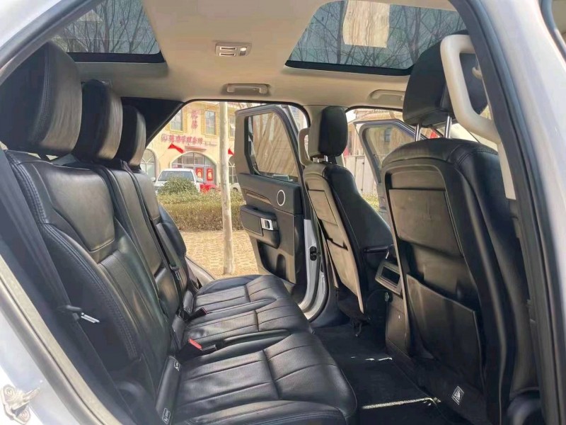 邢台17年路虎发现8