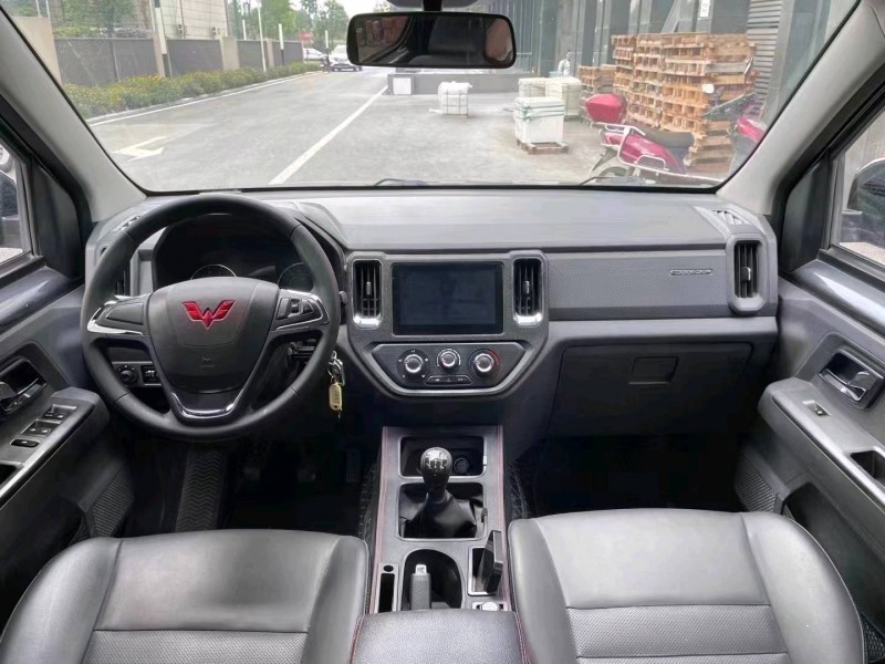 成都21年五菱汽車征途9