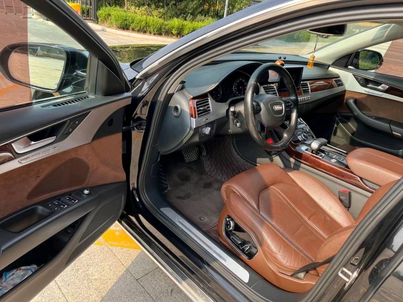 济宁13年奥迪A8L4