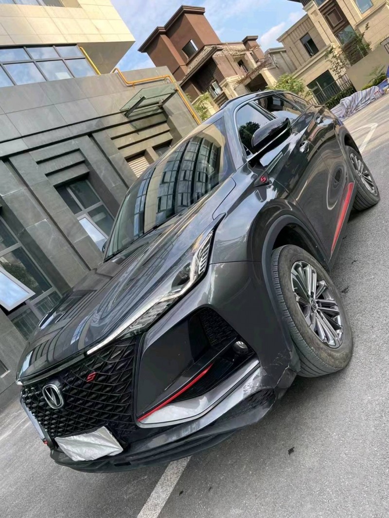 成都21年長安汽車CS752
