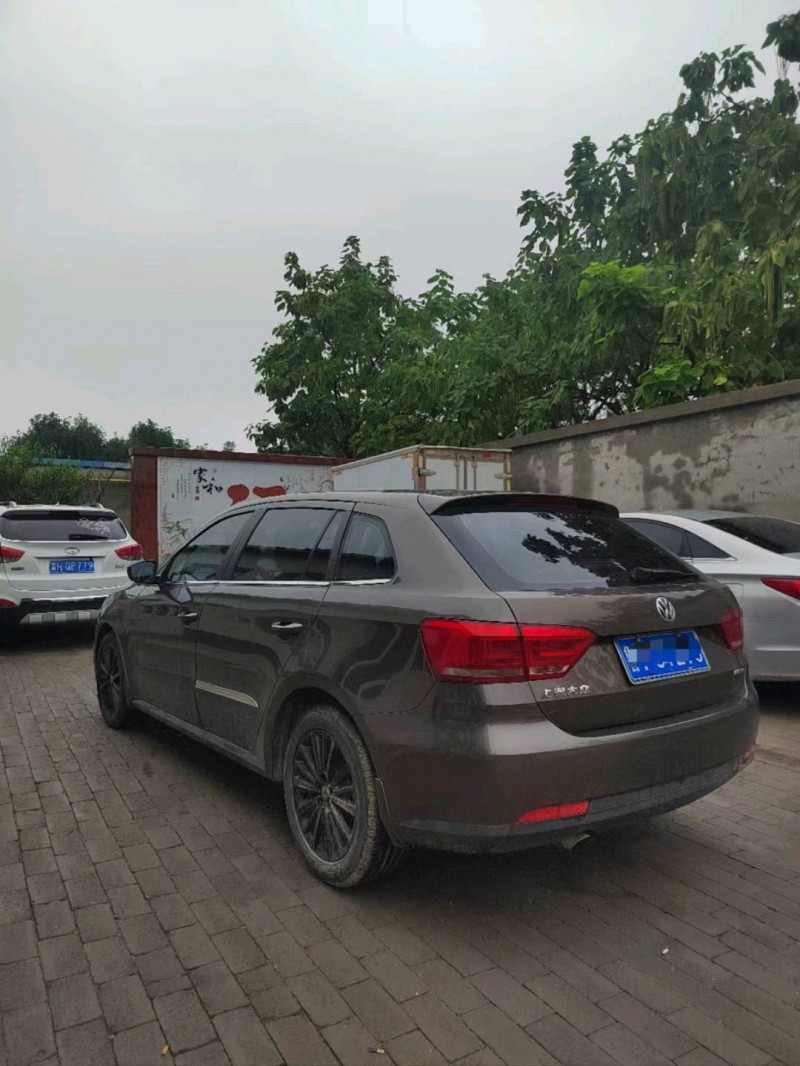 保定15年大众朗行7