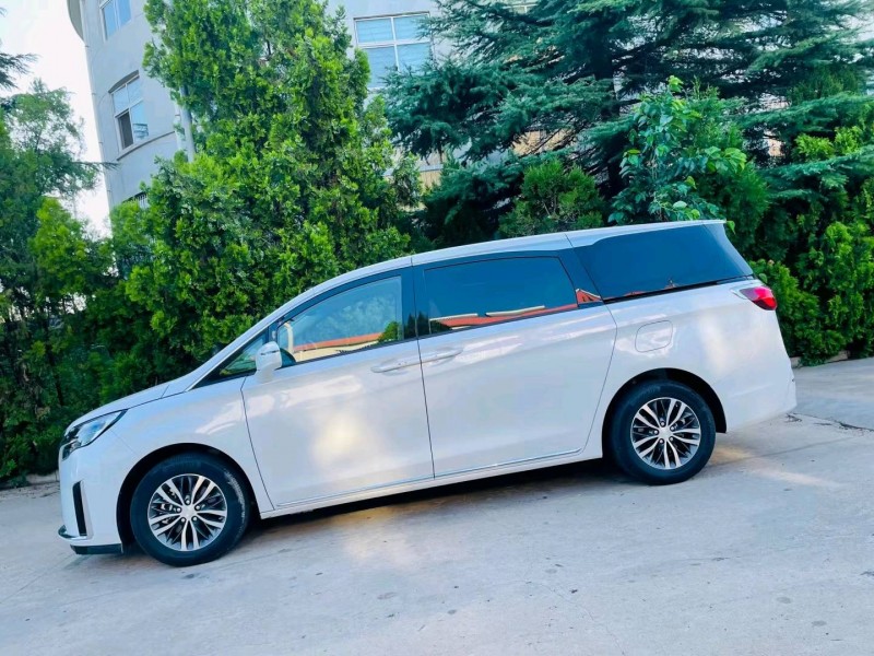 烟台23年别克GL83