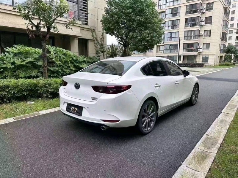臺州19年馬自達昂克賽拉8
