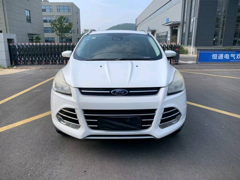 徐州13年福特翼虎1