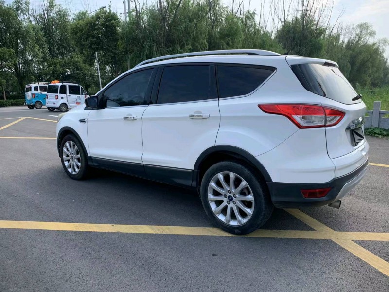 徐州13年福特翼虎5