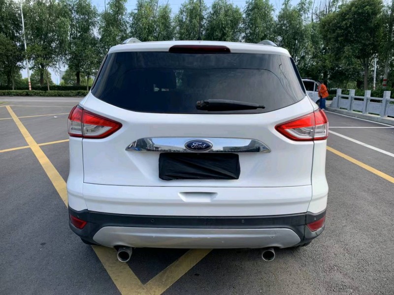 徐州13年福特翼虎9