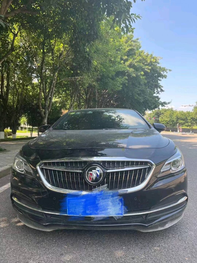 重庆16年别克君越1