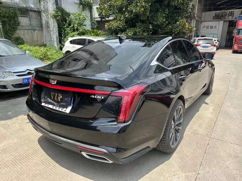 洛陽20年凱迪拉克CT52