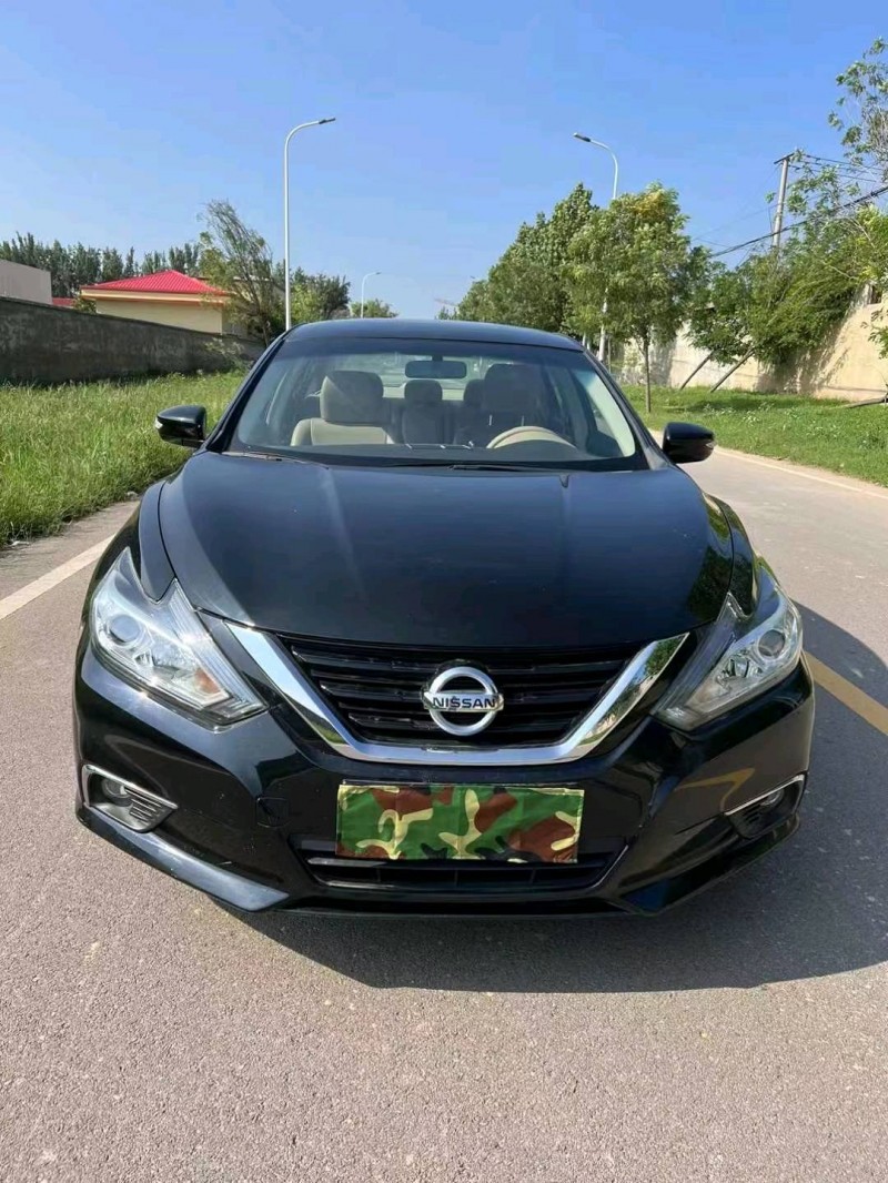 廊坊17年日产天籁1