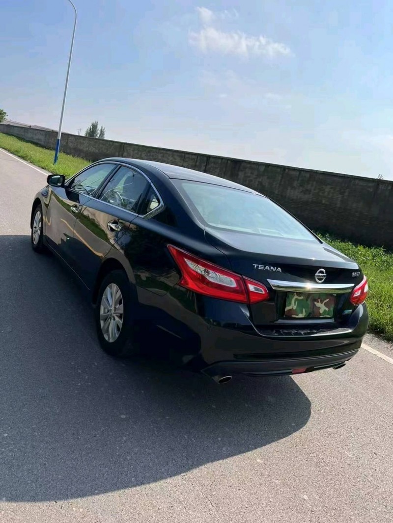 廊坊17年日产天籁4