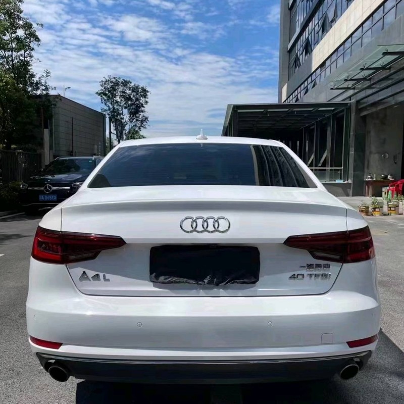 成都18年奥迪A4L5
