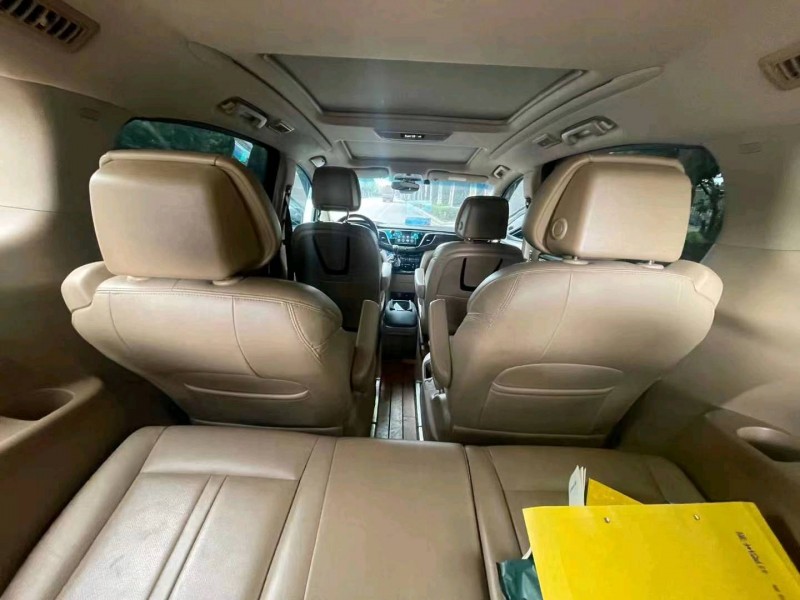 东营18年别克GL82