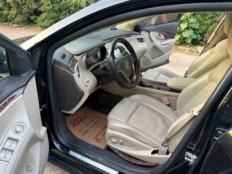 徐州15年别克君越5