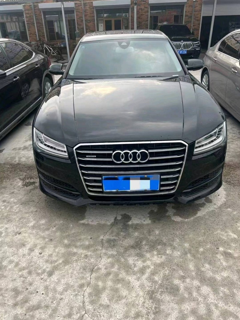 邢台18年奥迪A8L1