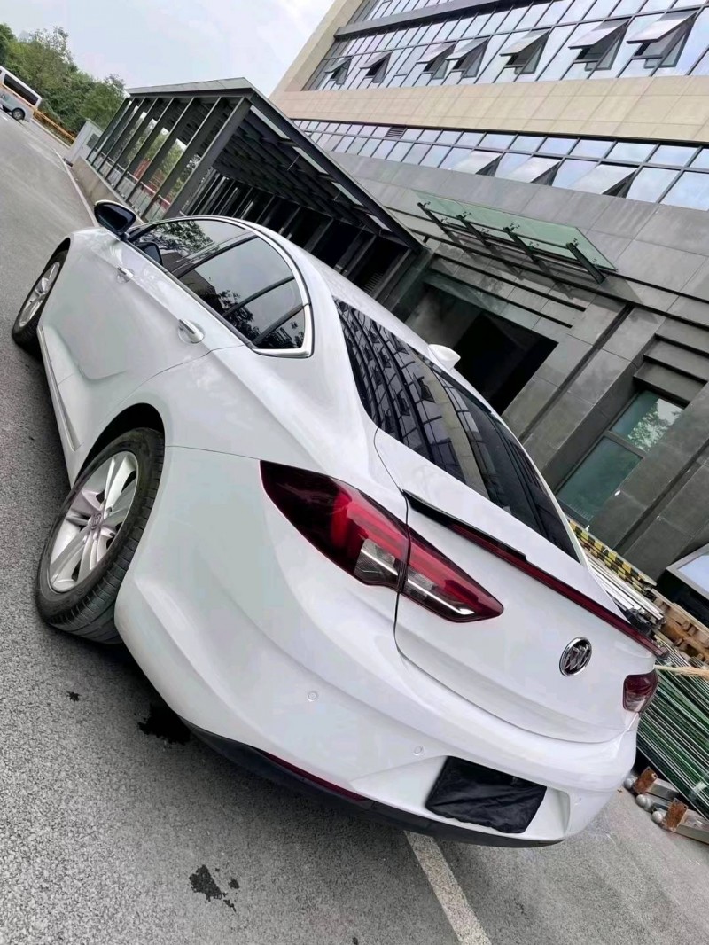 成都19年别克君威6