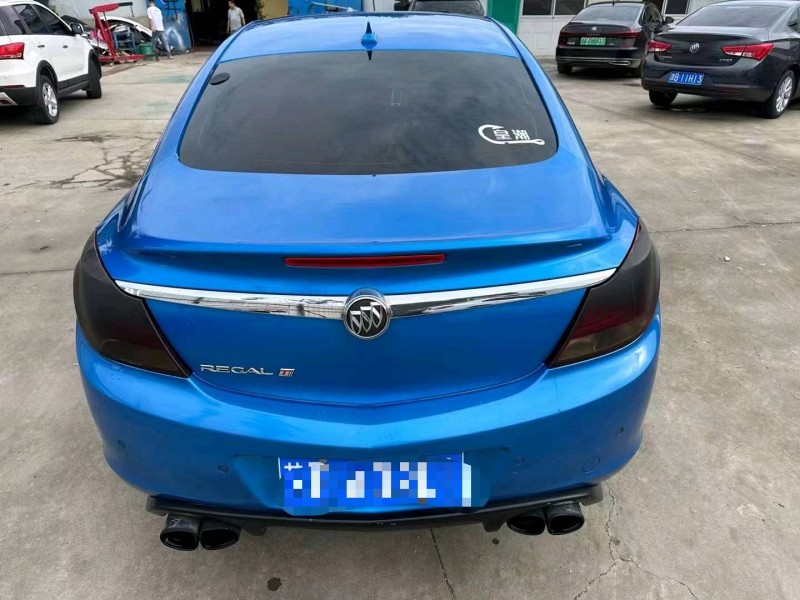 保定11年别克君威8