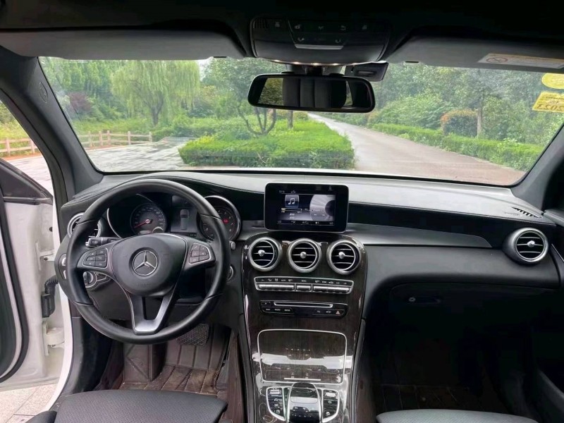 枣庄19年奔驰GLC9