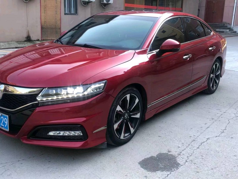 济南14年本田思铂睿8