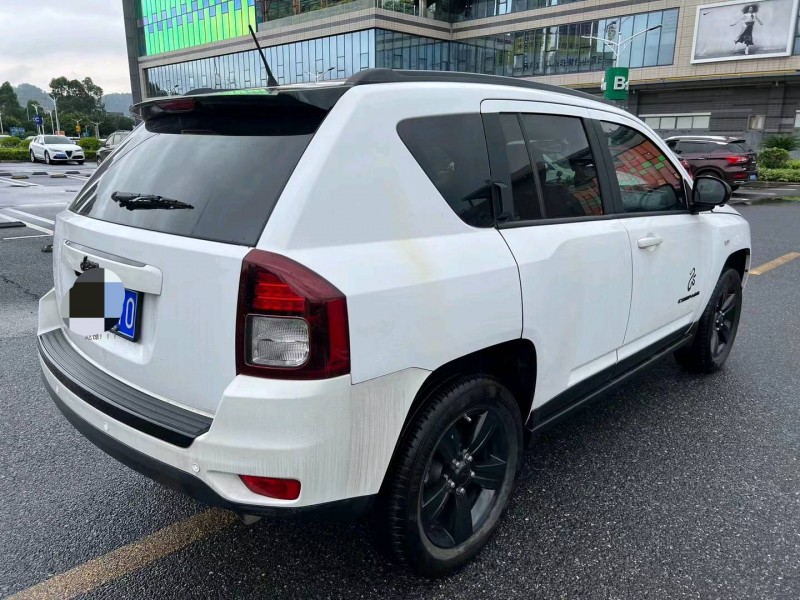 广州14年Jeep指南者3