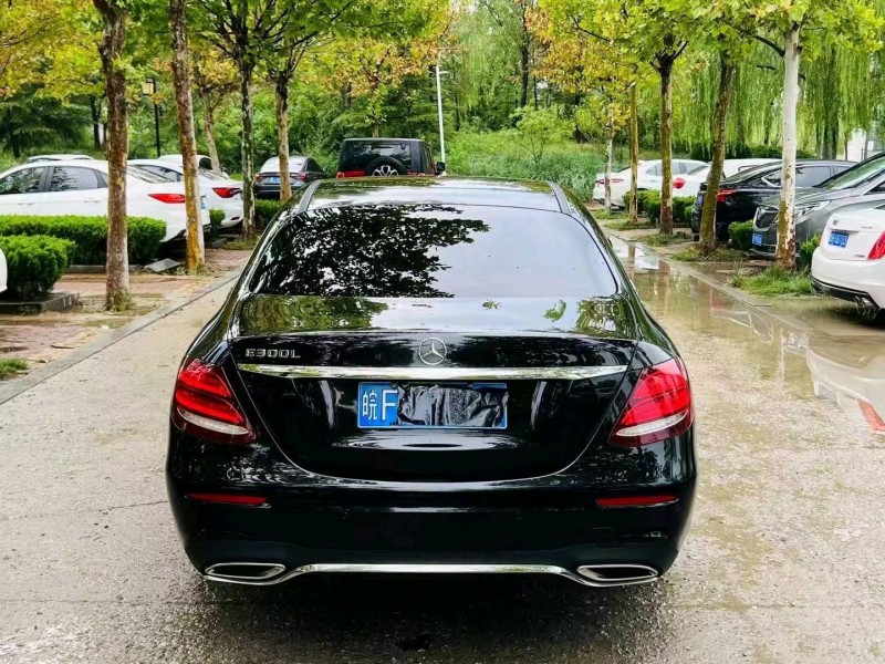 聊城18年奔驰E9