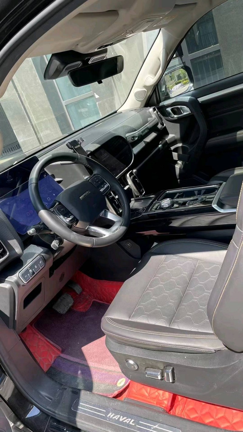 成都22年哈弗大狗6