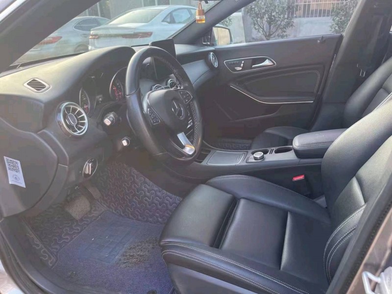 淄博17年奔驰CLA9